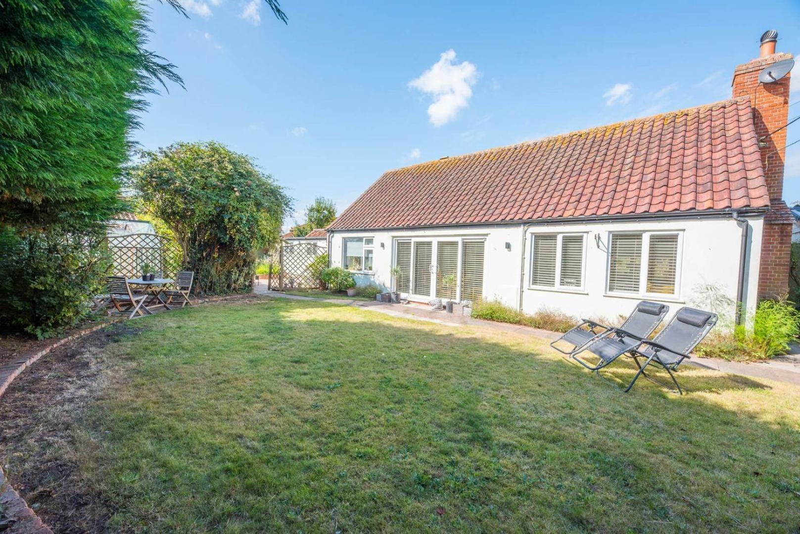 Saxon Cottage, Friston Екстер'єр фото